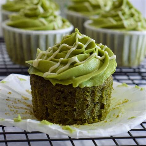 Matcha Green Tea Cupcakes With Matcha Buttercream Recipe Sweet Mouth Joy