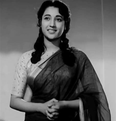 Suchitra Sen Suchitra Sen Retro Vintage Outfits Ray Film