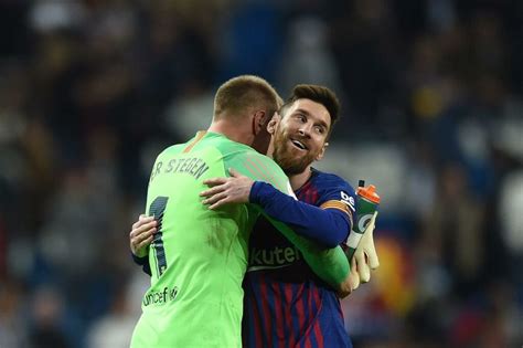 Lionel Messi à Barcelone Sergi Roberto l attend à bras ouverts