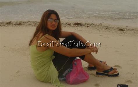 CUDURBUDUR BD HOT GIRL RUBABA DOULA