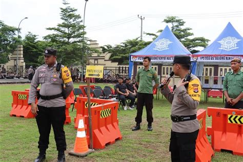 Pengawasan Tps Pemilu Polri Menerjunkan Ratusan Ribu Personel