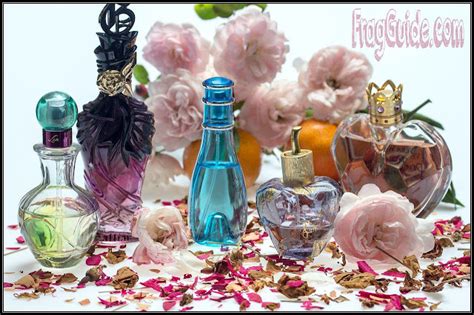 العطور نبذة عن تاريخ العطور وأنواعها وتعريف الهرم العطري دليل العطور