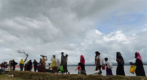 More Than 100 Rohingya Flee A Malaysian Detention Center The New Nation