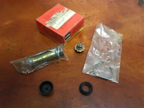 VW NOS 111 698 173 A Brake Master Cylinder Rebuild Kit