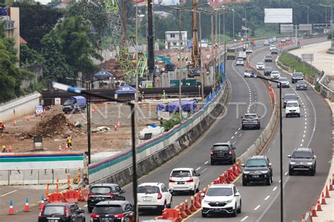 Proyek Penanganan Banjir Tol Pondok Aren Serpong Antara Foto