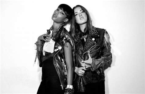 Icona Pop Ascolta Il Nuovo Singolo Emergency Notizie