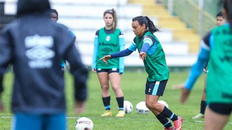 Treinos físicos e técnicos marcaram o início de semana das Gurias do Grêmio