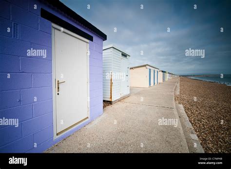 Milford On Sea Hampshire Hi Res Stock Photography And Images Alamy