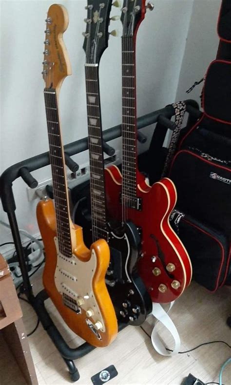 Squier Standard Series Upgraded Hobbies And Toys Music And Media Cds