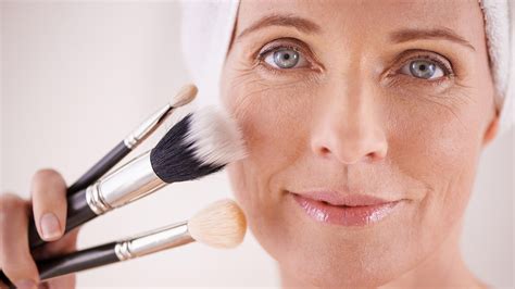 15 Makeup And Beauty Tips For Women Over 40 Page 9 Of 15