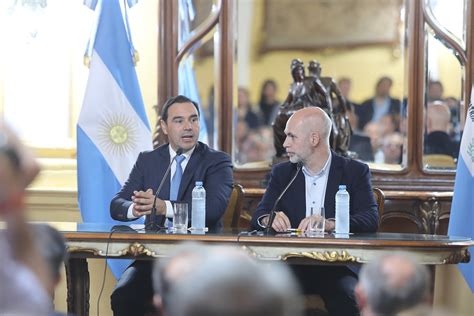 Vald S Recibi A Larreta En Casa De Gobierno