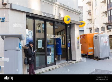 Poste Lyon Hi Res Stock Photography And Images Alamy