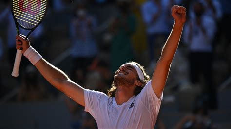 Stefanos Tsitsipas A La Final Del Roland Garros Venci En Cinco