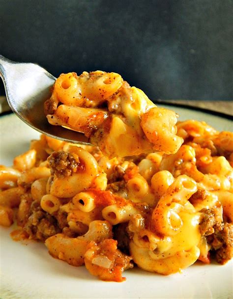 Easy Cheesy Chili Mac Chili Mac And Cheese Chili Mac Instant Pot