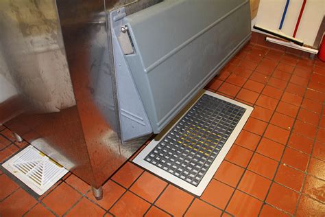 Trough Drain With Locking Dome Strainer And Saftey Basket Permadrain