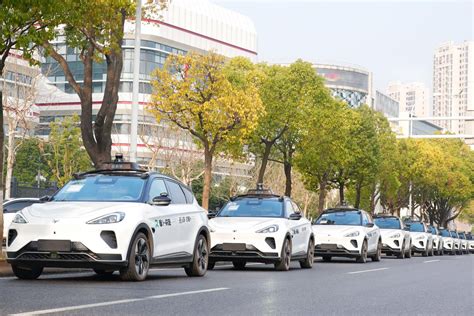 乘坐无人驾驶车能跨区武汉全无人驾驶车队投放破百 武汉市交通运输局