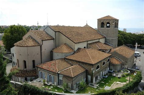 Basilica Cattedrale Di San Giusto Martire En Trieste Friuli Venezia