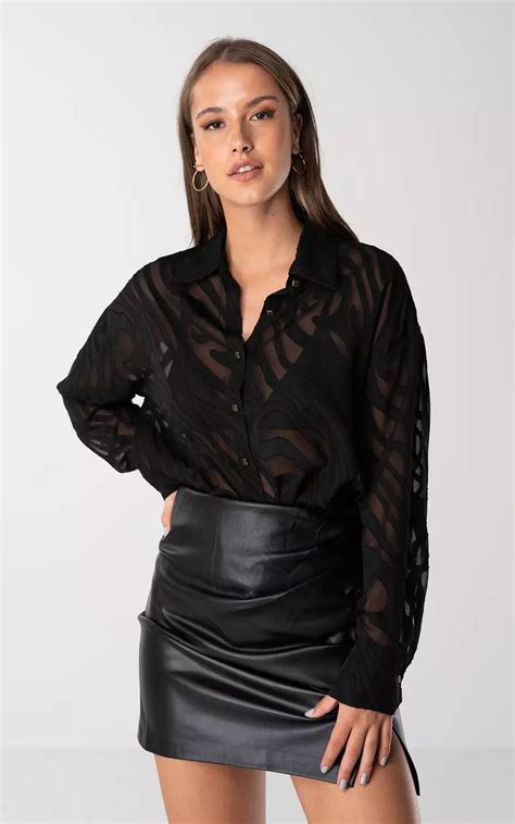 Blouse Met See Through Details Zwart Guts Gusto