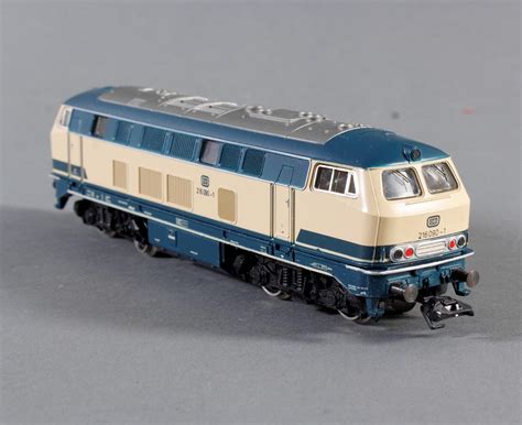 Märklin E Lok 216 90 1 mit 10 Waggons Badisches Auktionshaus