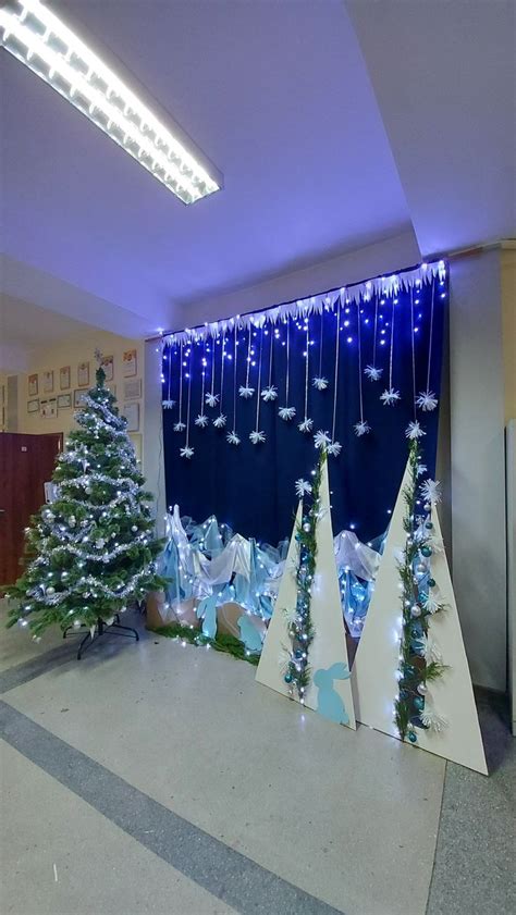 Winter Wonderland Christmas Office Decoration