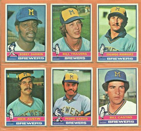 Topps Milwaukee Brewers Team Set Lot Robin Yount Sixto