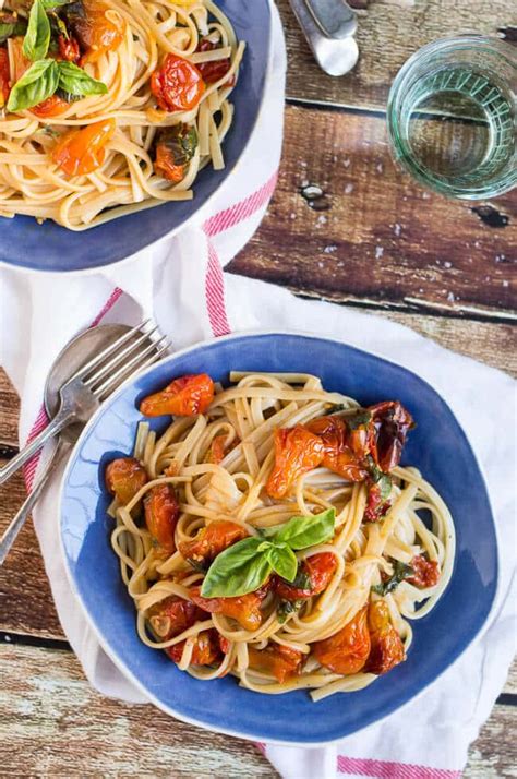 Super Quick And Easy Roasted Cherry Tomato Pasta Sauce