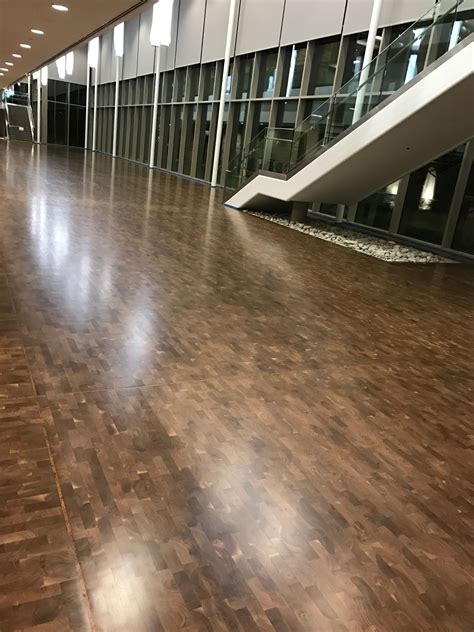 Discover The Benefits Of Commercial Hardwood Flooring Flooring Designs