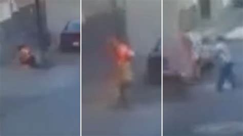 Video Hombre Roc A Gasolina A Mujer Indigente Y Le Prende Fuego En