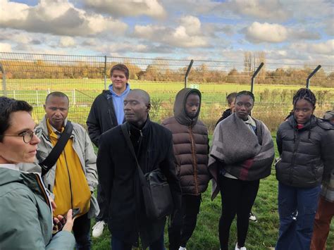 Visitt Vun Engem Grupp Vu Sch Ler A Professeren Aus Dem Senegal An Den