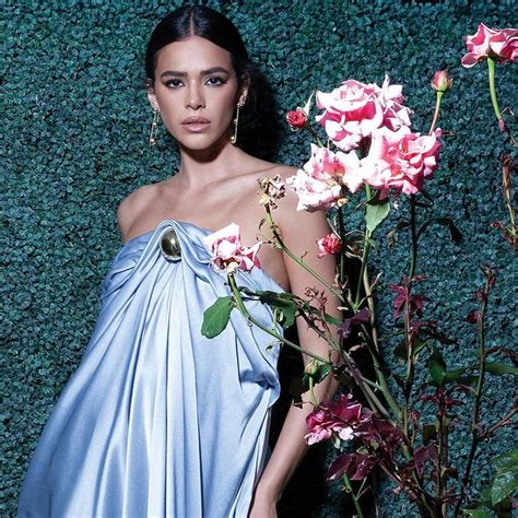 Fortuna De Bruna Marquezine Estimada Entre R Milh Es E R