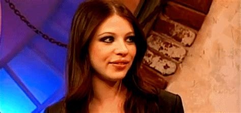 Michelle Trachtenberg Find Share On Giphy