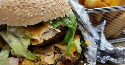 Make A Five Guys Burger At Home Five Guys Fakeaway Recipe Yummly