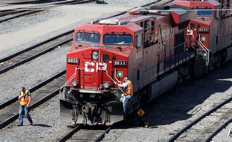 Canada Us Shippers Brace For Possible Cp Rail Strike Latest Supply