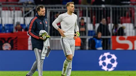 Manuel Neuer Und Toni Tapalovic Markus Babbel Unterstellt Fc Bayern