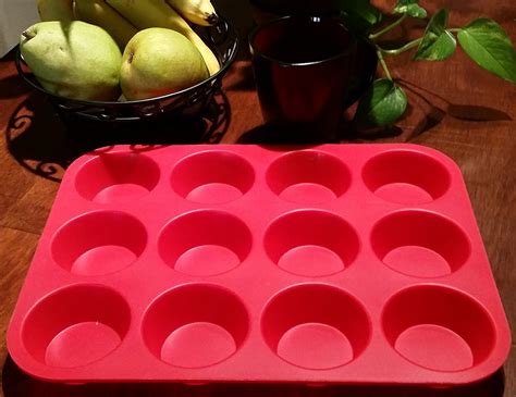 BakeMaster Silicone Muffin Pan Silicone Cupcake Pan 100 Food Grade