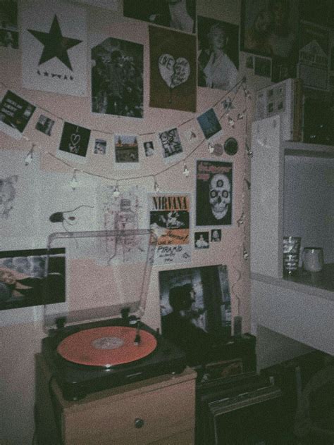 Retro Grunge Bedroom Aesthetic