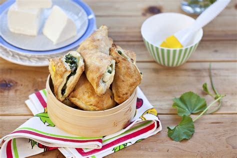 Panzerotti Con Spinaci E Ricotta La Ricetta Per Preparare I Panzerotti