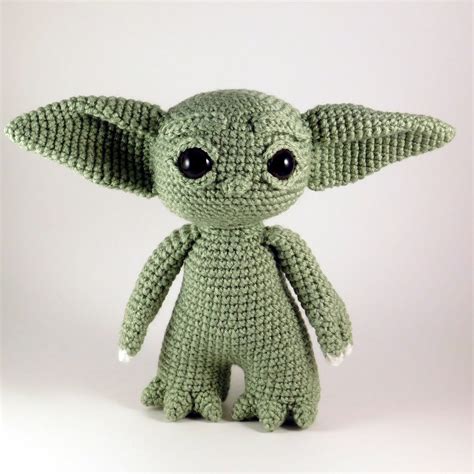 Crochet Amigurumi Baby Yoda Free Pattern