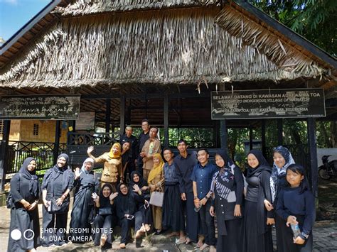 Detail Rumah Adat Suku Kajang Koleksi Nomer 32