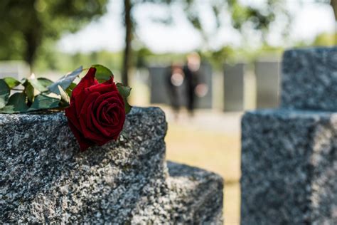 Femminicidio Di Marisa Leo Oggi I Funerali Le Dichiarazioni Dell