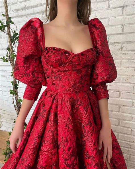 Пин от пользователя Dekamerona на доске 「 Dresses 」 Потрясающие платья Вечерние платья Наряды