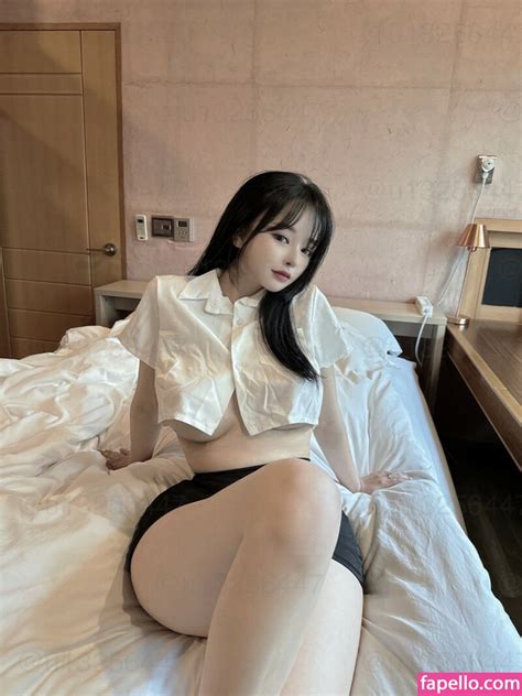 Cher e 손민경 Nude Leaked Photo 55 Fapello