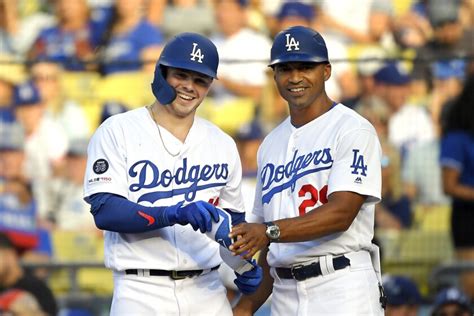 Dodgers first base coach George Lombard leaving for Tigers - Los ...