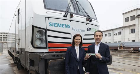 Siemens Mobility Hands Over Vectron Locomotive To Ell Ell Austria