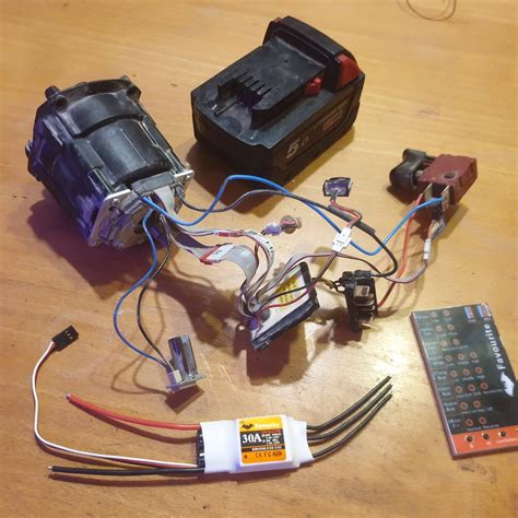 Helpadvice Wiring A Dewalt Brushless Motor Battlebots