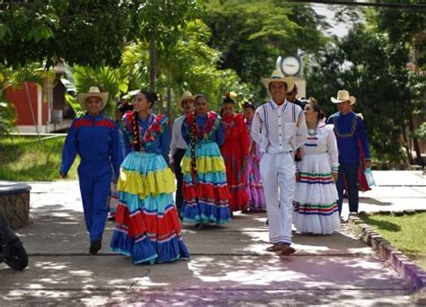 Cuadro De Danza Folkl Rica Tierra Nuestra Arriba A Su Sexto