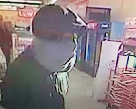 Benton Harbor Police Asking For Help Identifying Robbery Suspect 95 3 Mnc