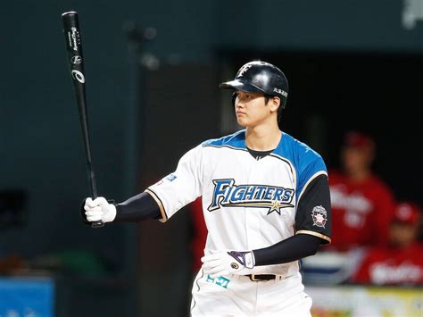 鶴岡慎也がマスク越しに驚いた大谷翔平など強打者5人。「ヒットを打つ天才」「これが首位打者のスイング軌道か」｜プロ野球｜集英社のスポーツ総合