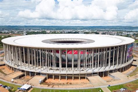 Eletrizante Bangu e Vasco empatam em 2 x 2 no Mané Garrincha Metrópoles