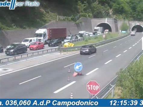 Incidente In A Un Ferito Traffico In Tilt Tra Rapallo E Chiavari